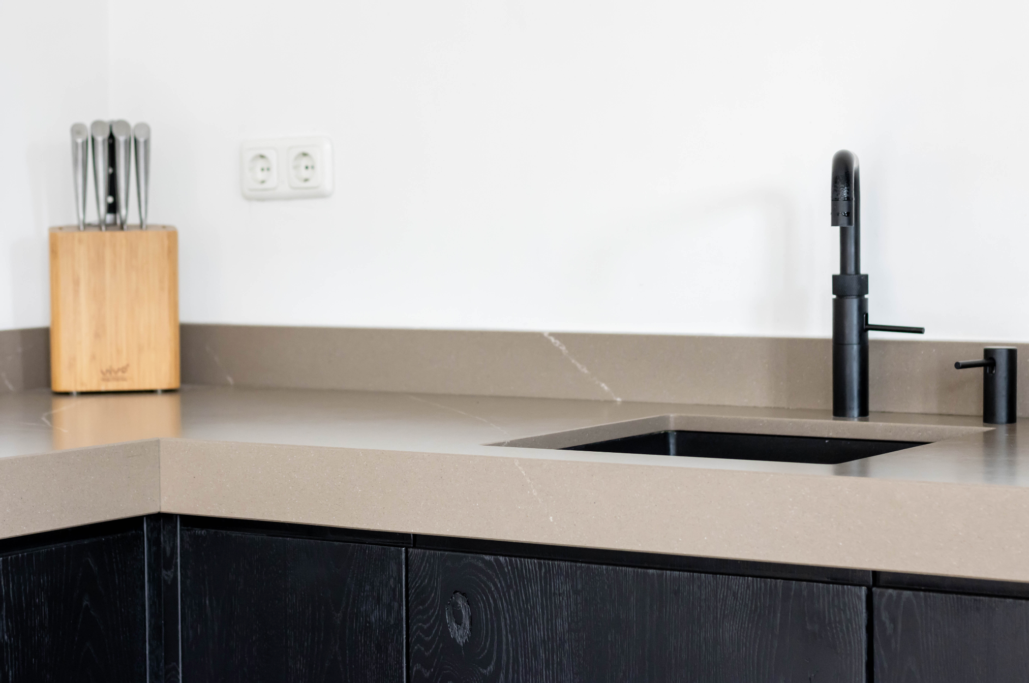 Keuken fronten eiken zwart