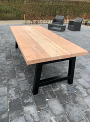 Tuintafel douglashout
