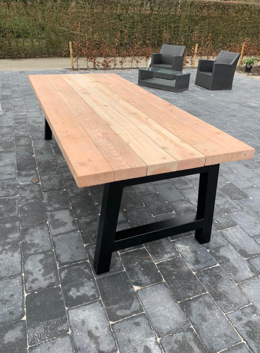 Tuintafel douglashout