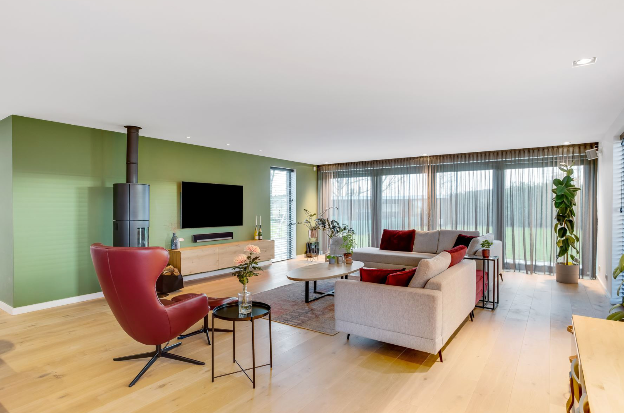 Zwevend tv meubel - Eikenhout