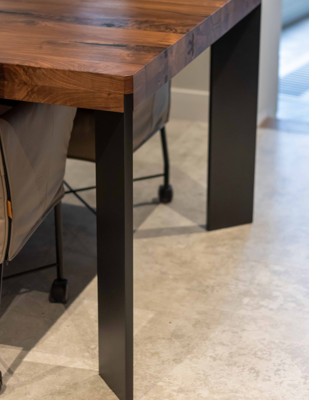 Eettafel Amerikaans notenhout