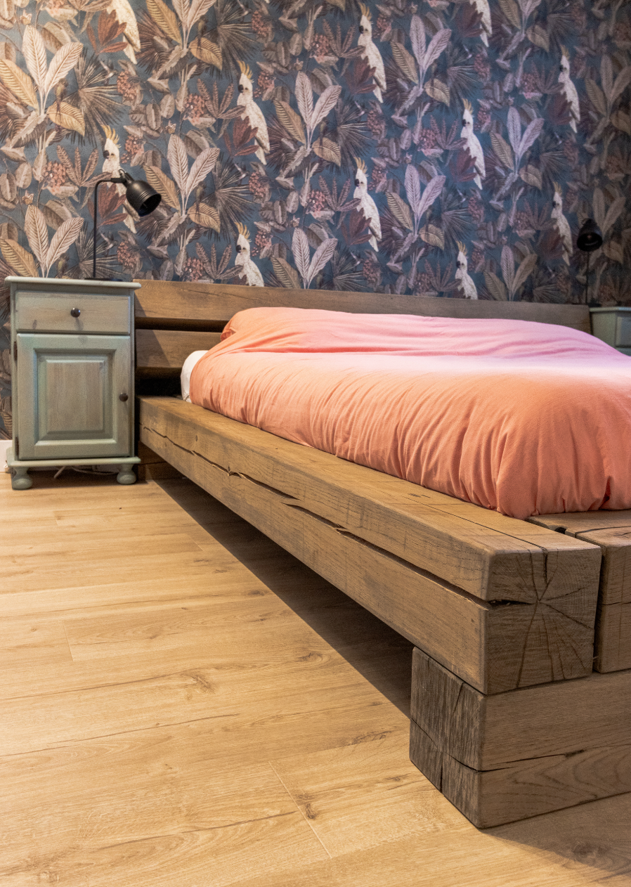 Bed ombouw eiken balken