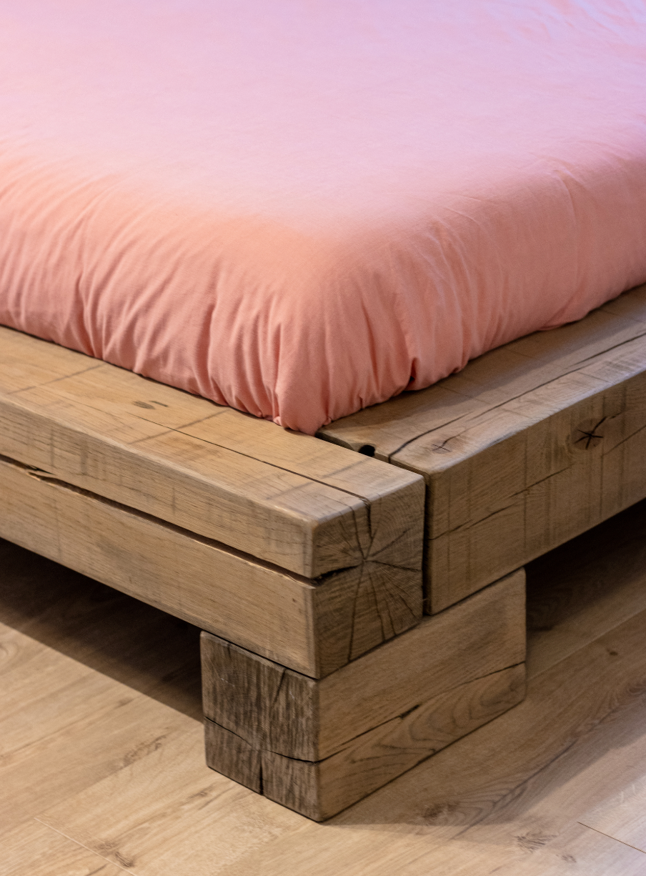 Bed ombouw eiken balken