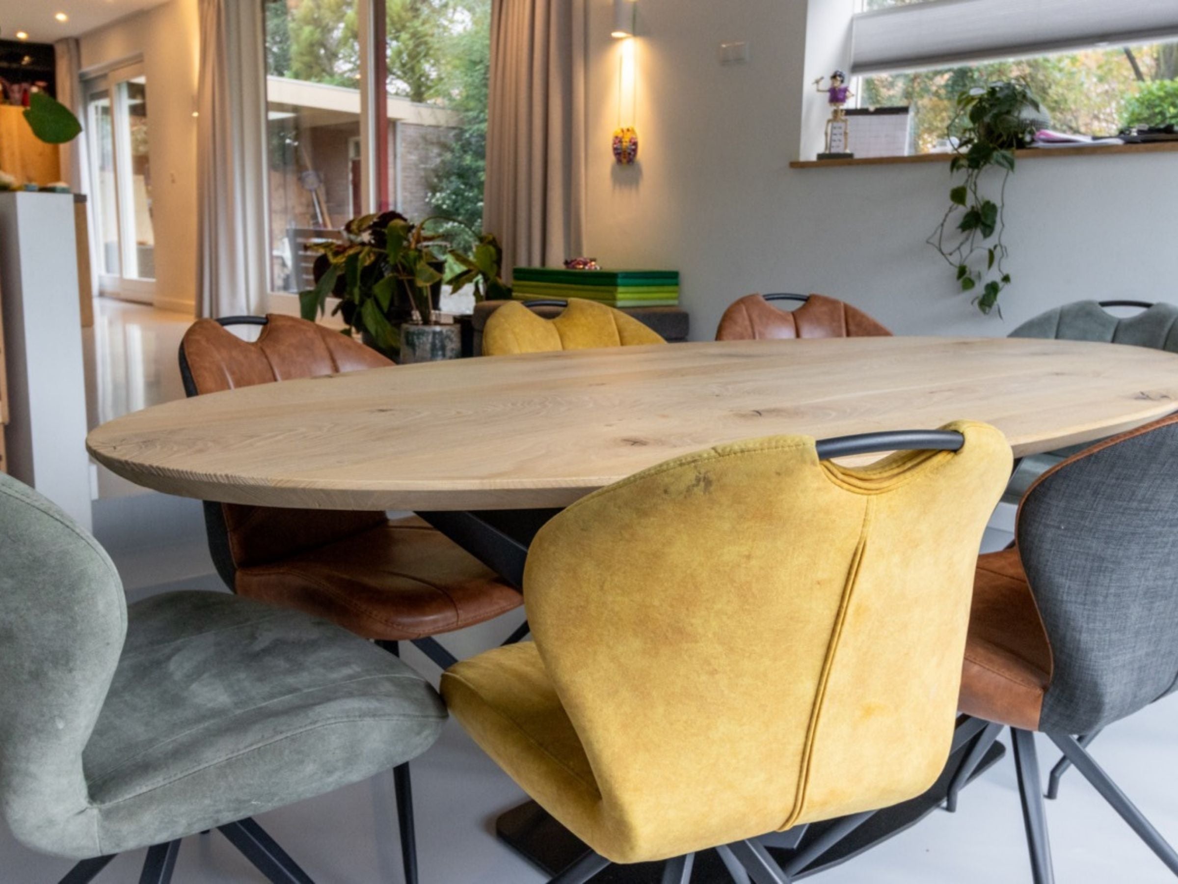 Eettafel ovaal - Rustiek eikenhout