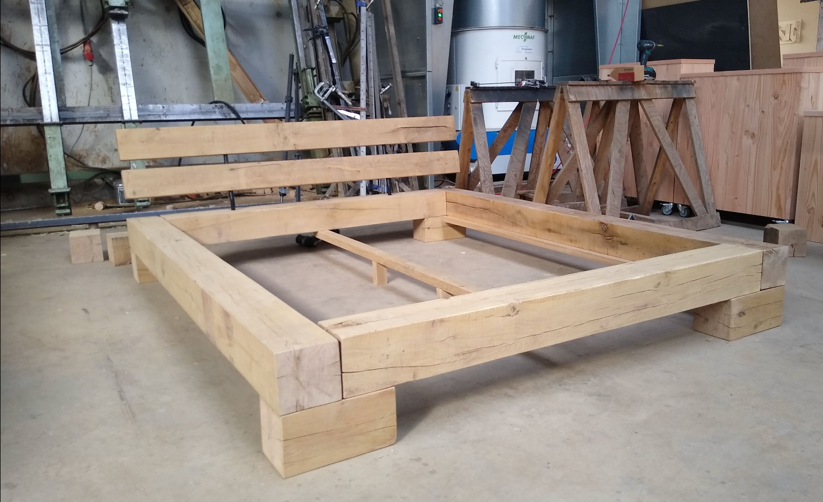 Bed ombouw - Eiken balken