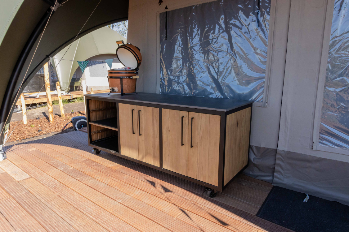Barbecue Tafel Forge Solid (Kamado, Weber, Napoleon) – Thermowood