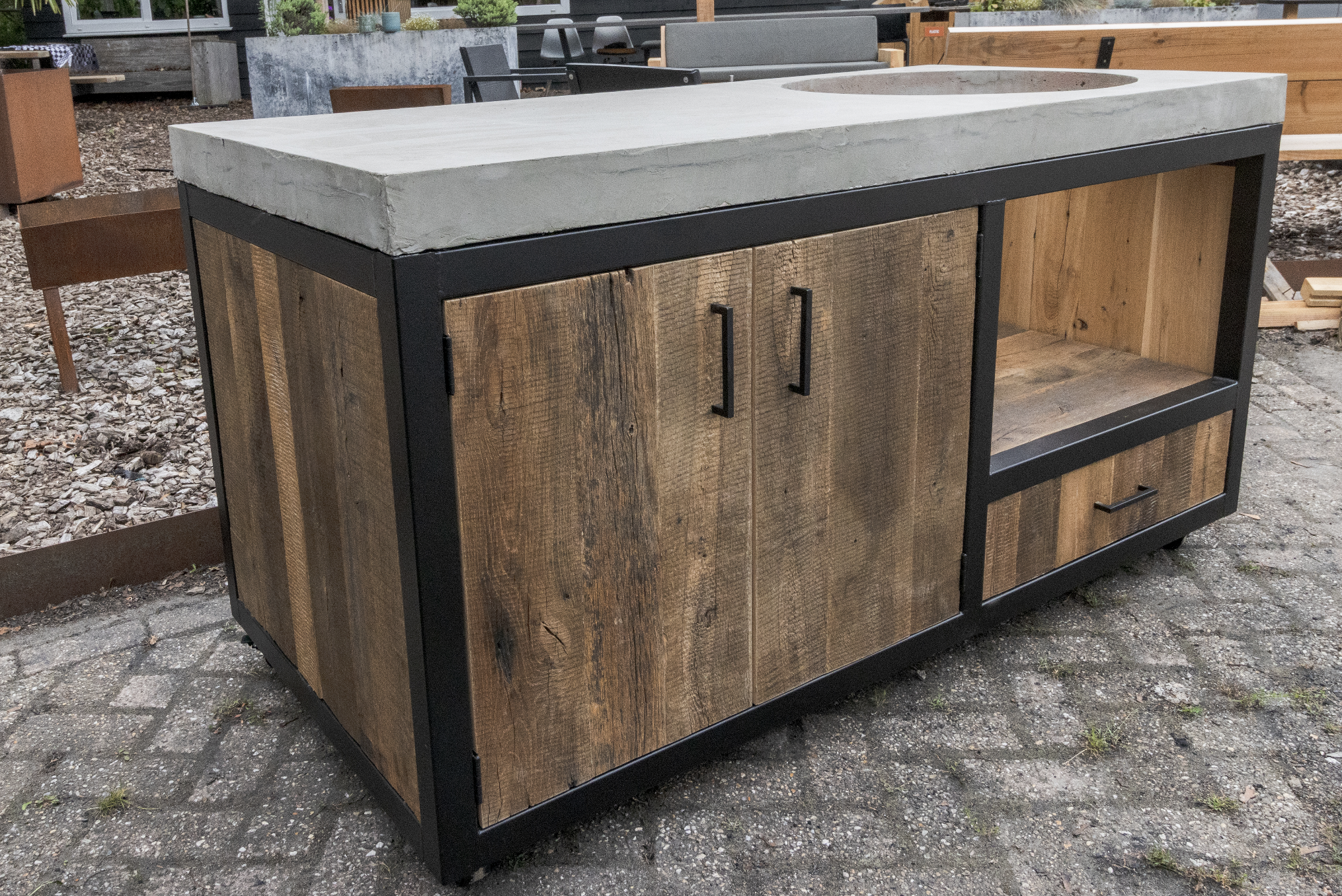 Barbecue Tafel (Kamado, Weber, Napoleon) – Betonnen blad, Barnwood