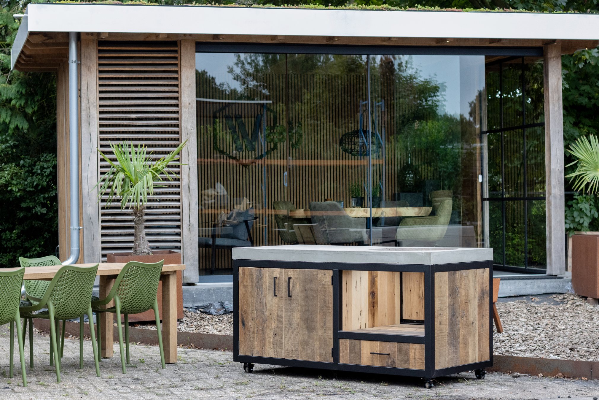 Barbecue Tafel (Kamado, Weber, Napoleon) – Betonnen blad, Barnwood