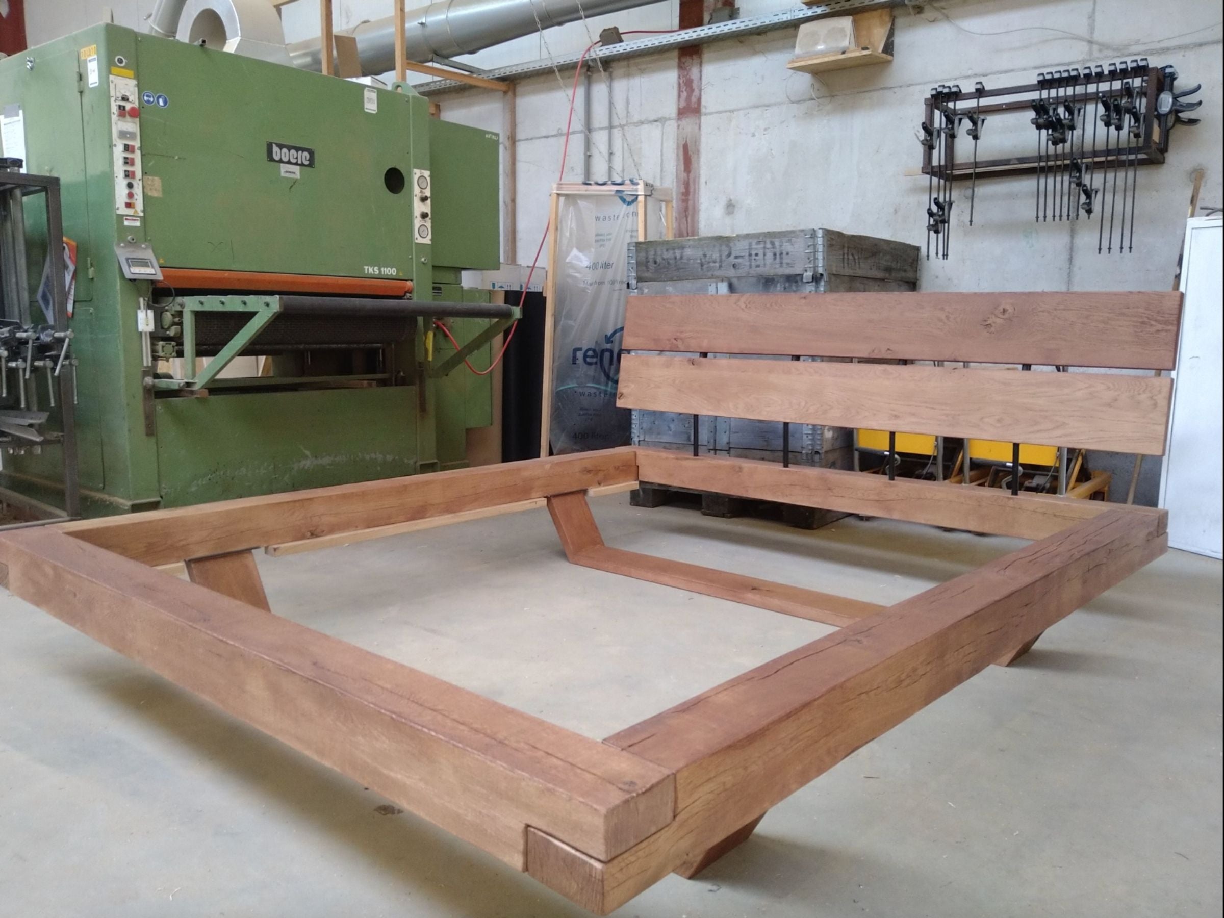 Bed ombouw - Eiken balken "brown smoked".