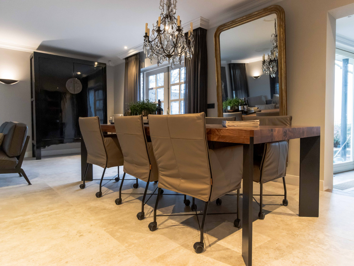 Eettafel Amerikaans notenhout