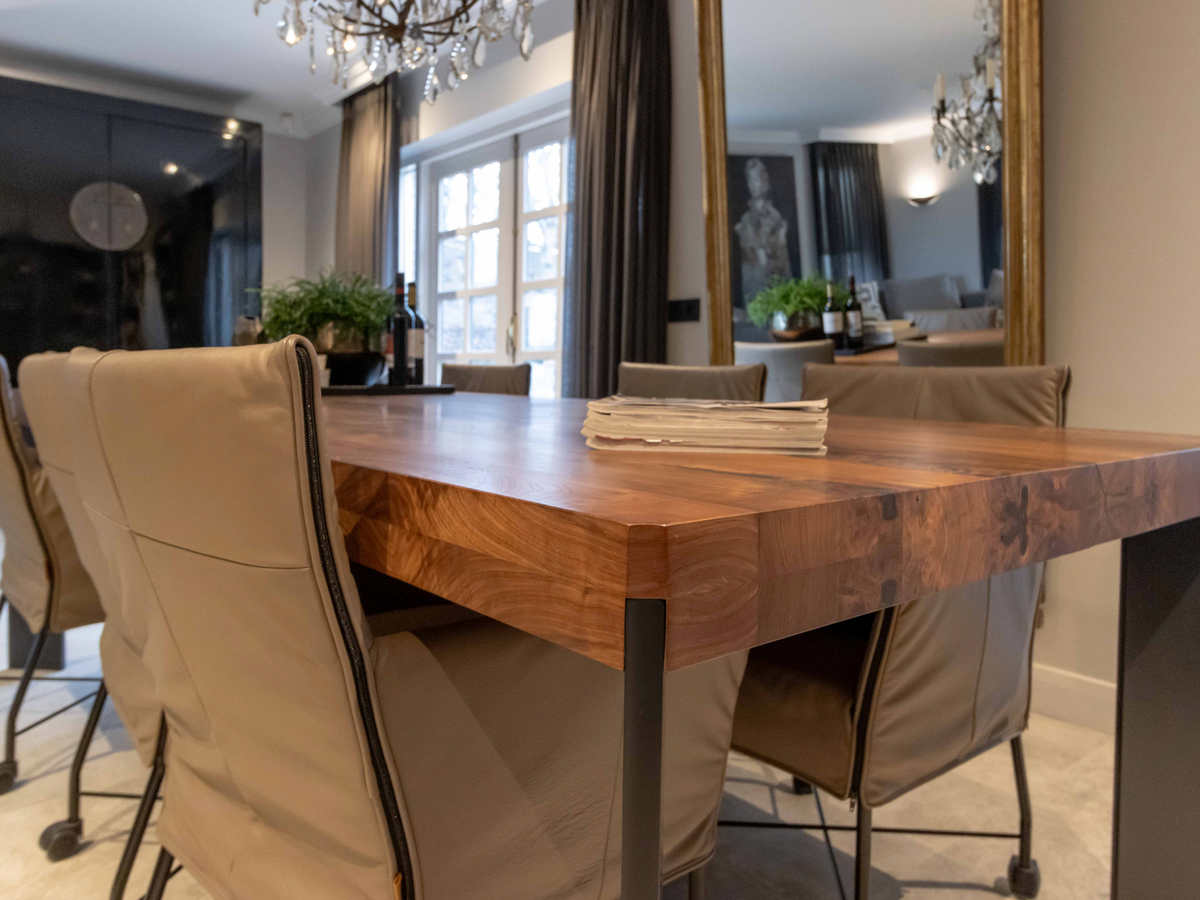 Eettafel Amerikaans notenhout